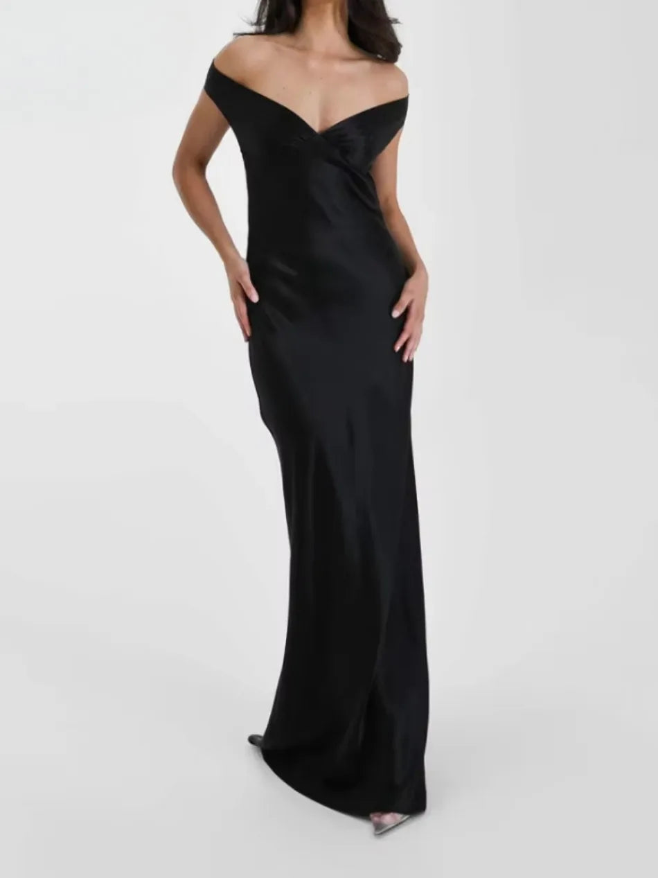 שמלת סאטן-גלי