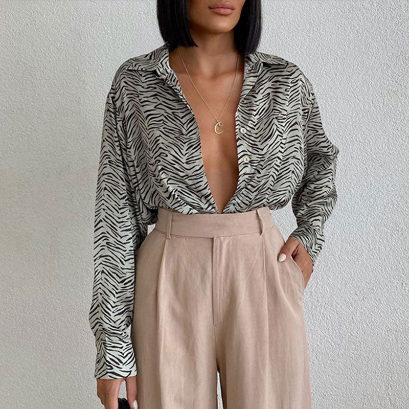 חולצה דגם גבי