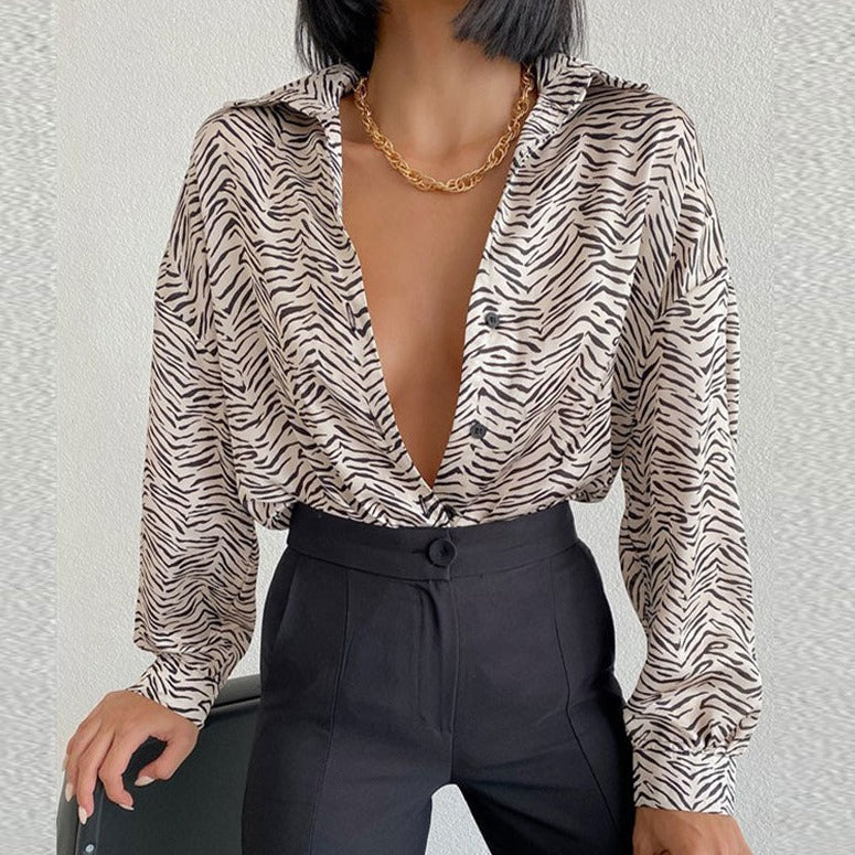 חולצה דגם גבי